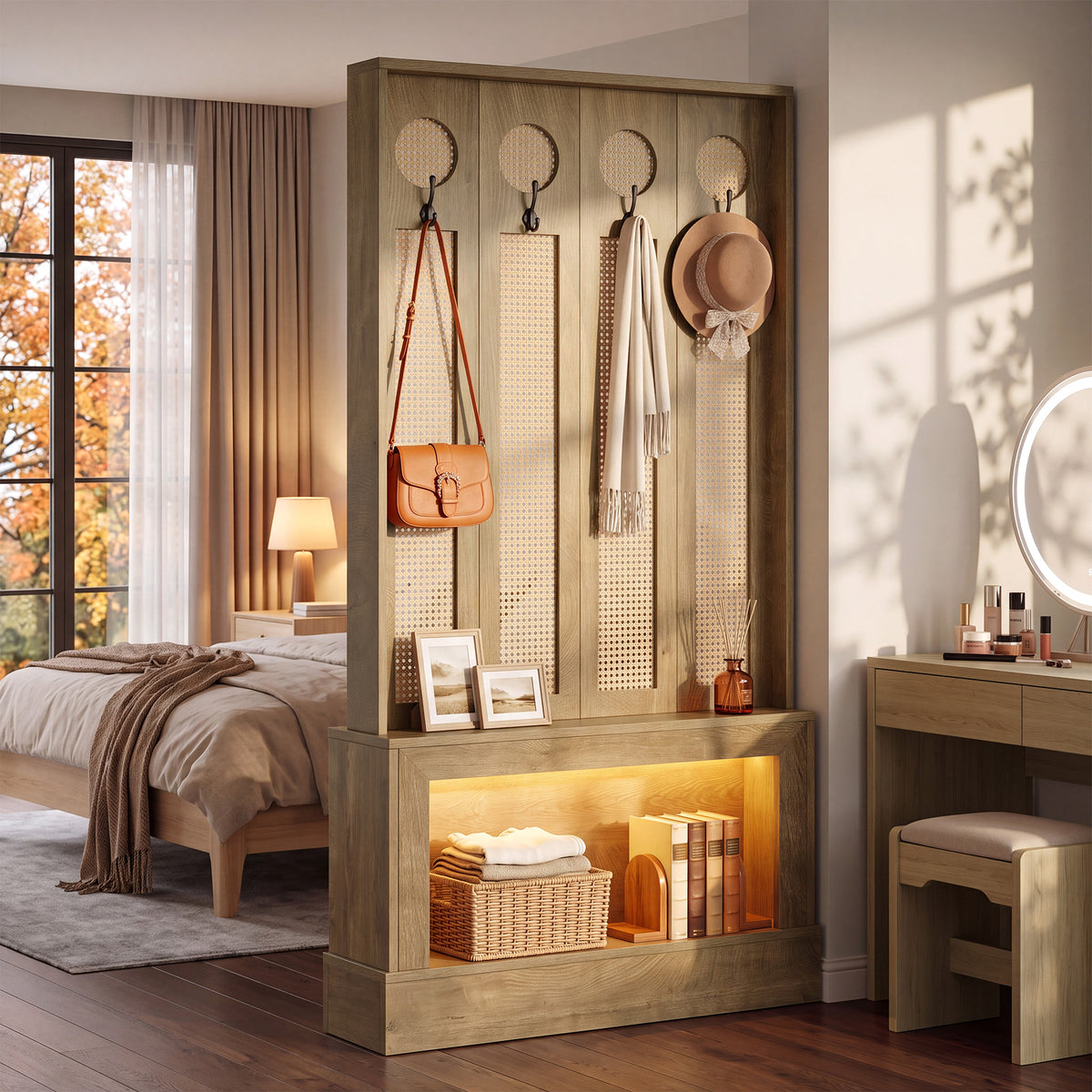 Divisorio in Rattan con Luce LED, Ripiani e 4 Ganci, 177 cm, per Soggiorno
