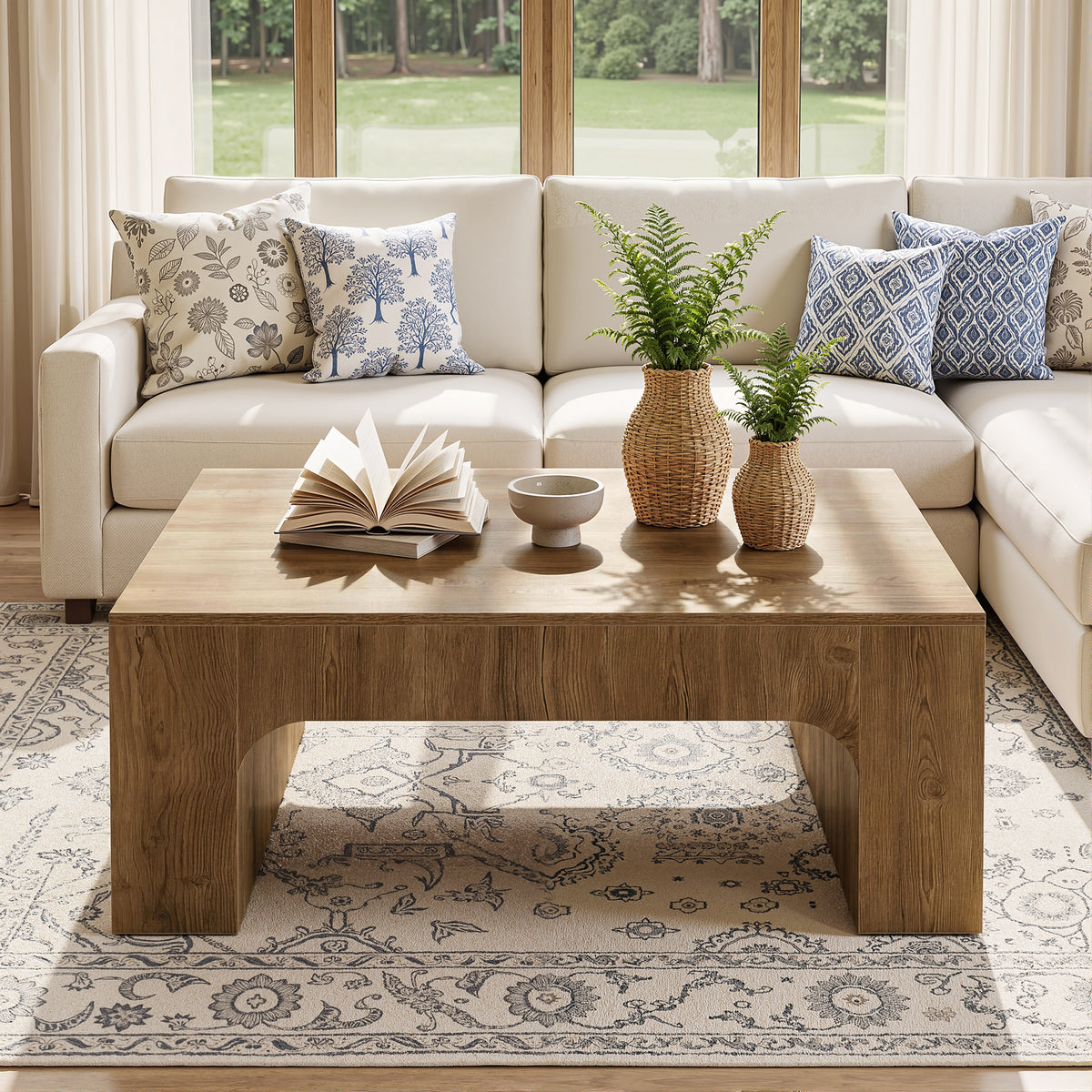 Tavolino da Salotto Quadrato Country in Legno con Design Curvato, 100 x 100 cm, per Soggiorno