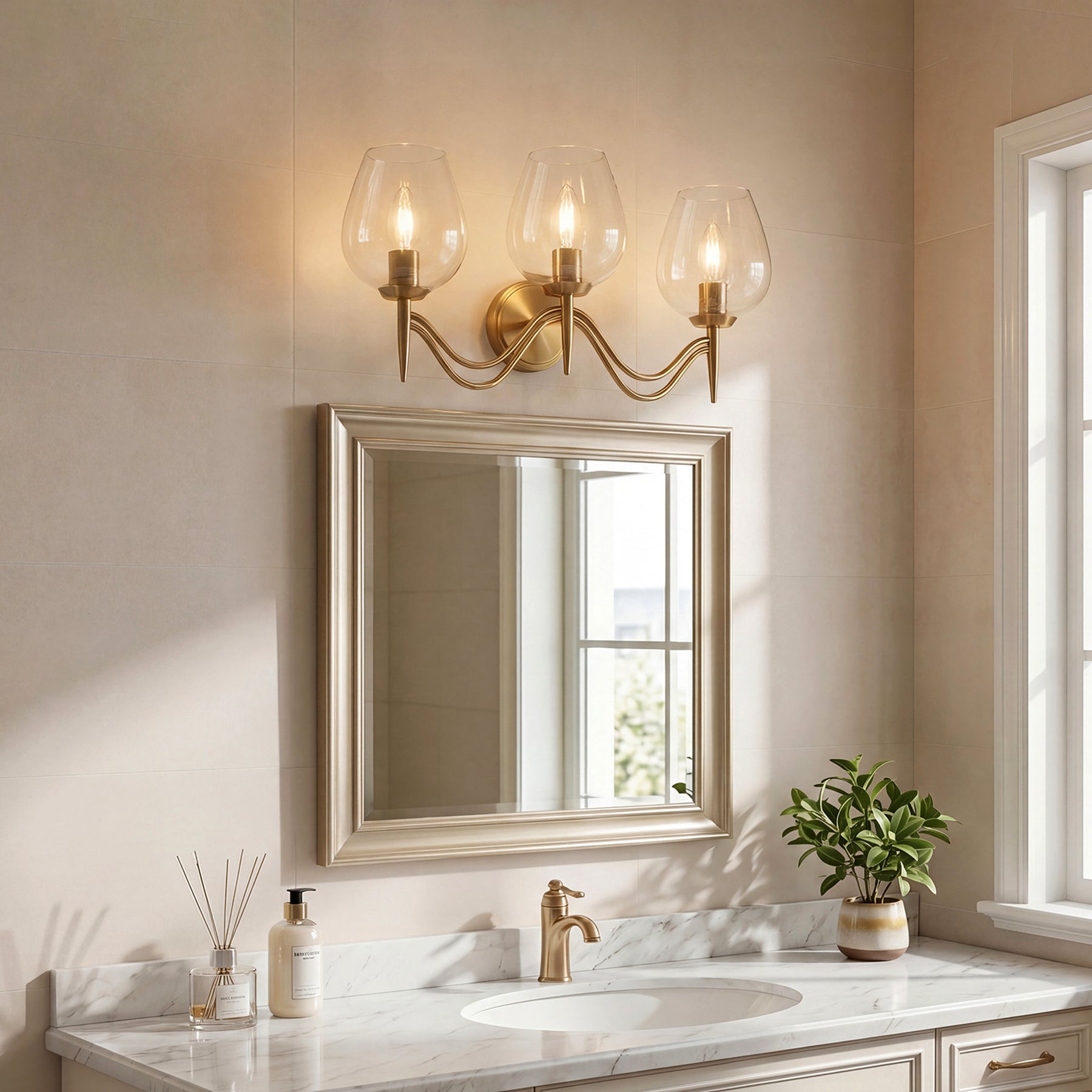 Applique da Bagno a 3 Luci E14 in Ottone con Vetro Trasparente, 58 cm, per Specchio